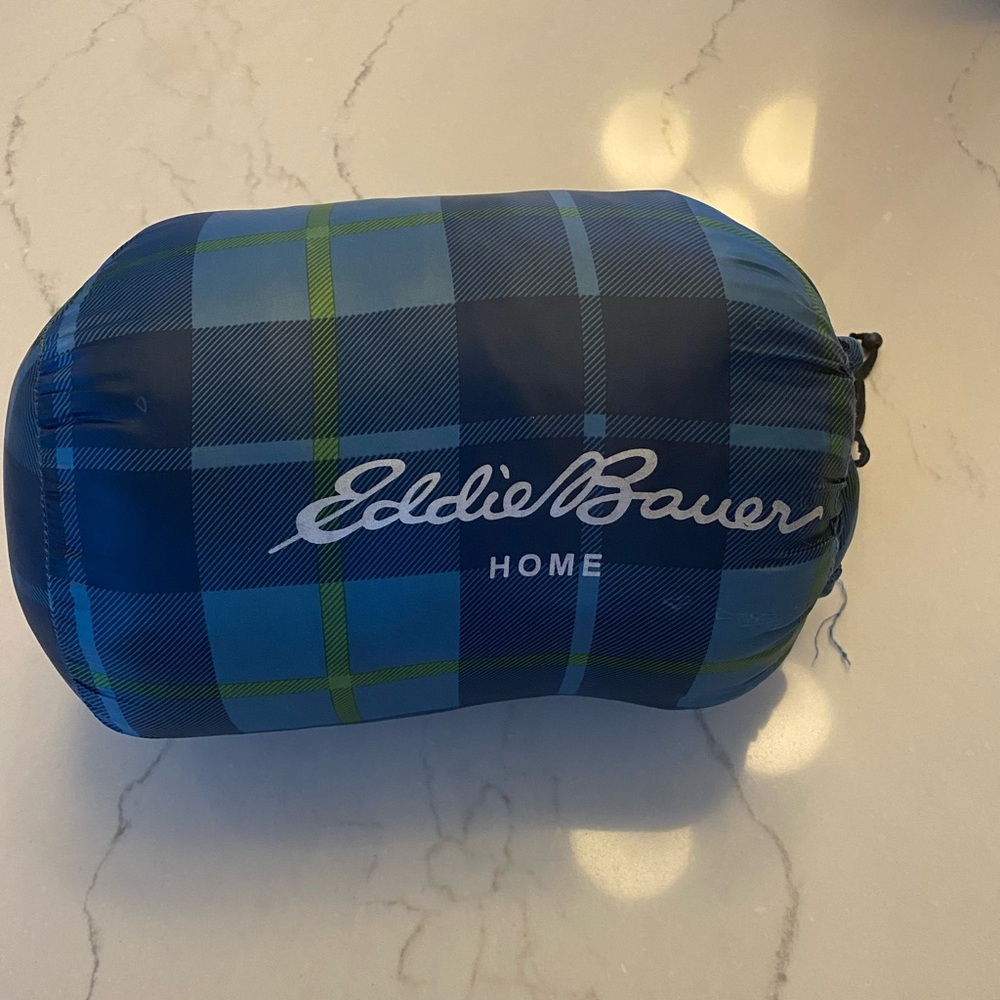 Eddie Bauer Home Primaloft Packable Throw Blanket